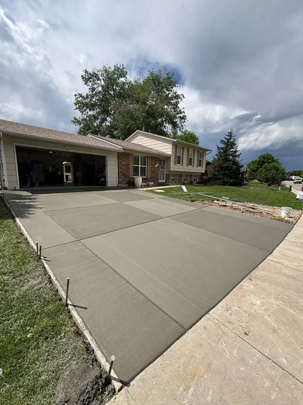 Driveways in Firestone