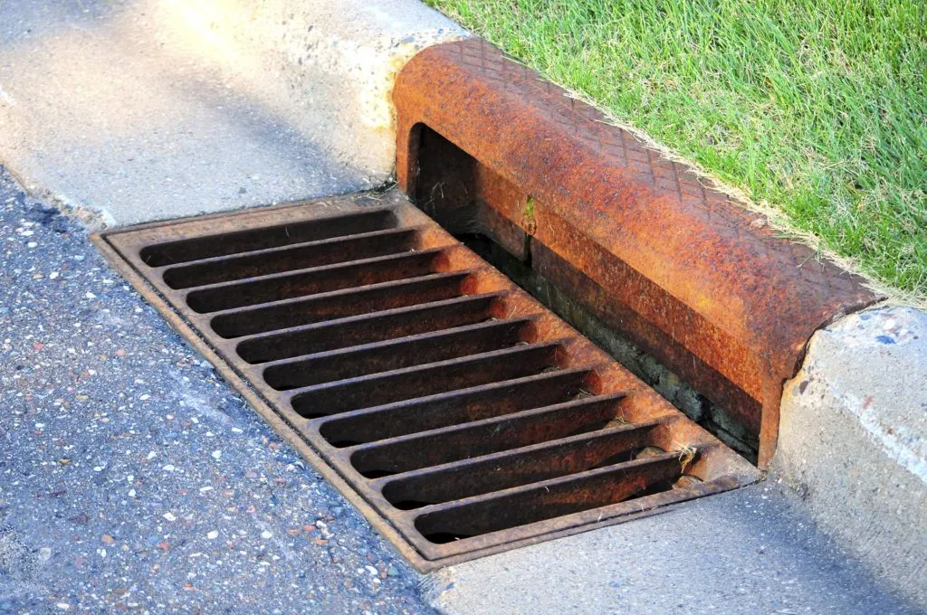 Integral Curb and Gutter Services - Hugo's Concrete