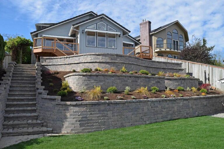 Tiered Retaining Walls - Hugo's Concrete